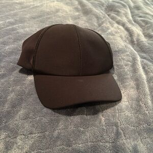 LULULEMON HAT (NWT)